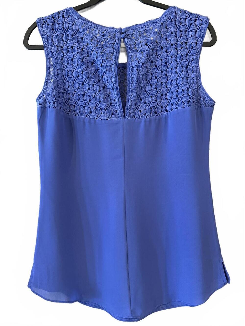 White House Black Market Women's Blue Sleeveless Lace Yoke Blouse Size S - Picture 4 of 7